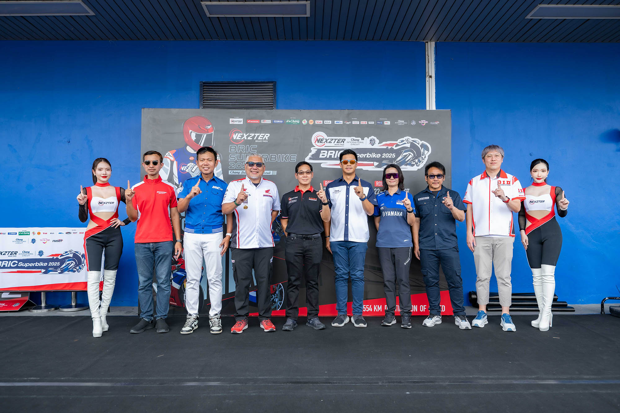 Race Day สุดเดือด! “Pit Walk” เติมสีสันก่อน ศึก NEXZTER BRIC
Superbike 2025 สนาม 2 ที่บุรีรัมย์