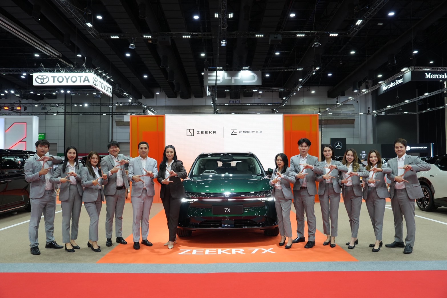 ซีเคอร์ ซี โมบิลิตี้ พลัส ชวนสัมผัสยนตรกรรมไฟฟ้ารุ่นล่าสุด ZEEKR 7X SUV ที่ก้าวข้ามทุกข้อจำกัด เสริมทัพด้วยรุ่นยอดนิยม ZEEKR 009 และ ZEEKR X จองและออกรถวันนี้ รับข้อเสนอร้อนแรงแห่งปี! ที่งาน BIG MOTOR SALE 2025