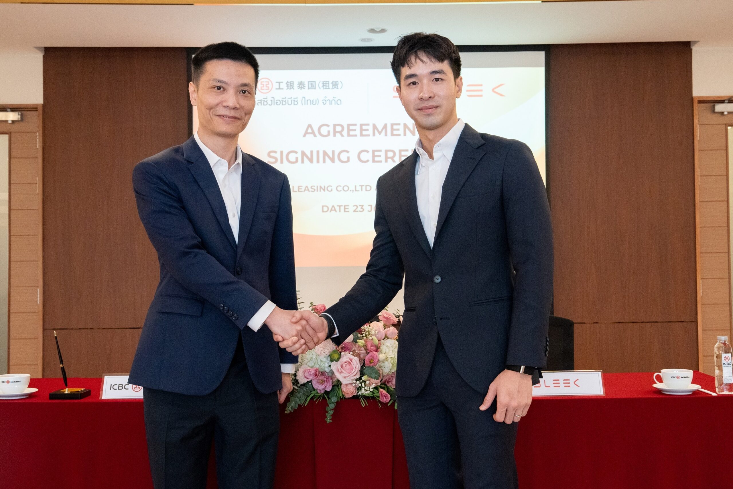 SLEEK จับมือ ICBCTL เปิดทางผู้ขับขี่อาชีพเป็นเจ้าของรถจักรยานยนต์ไฟฟ้า
ผ่านสินเชื่อดอกเบี้ยพิเศษ ลดต้นทุน เพิ่มโอกาสสร้างรายได้